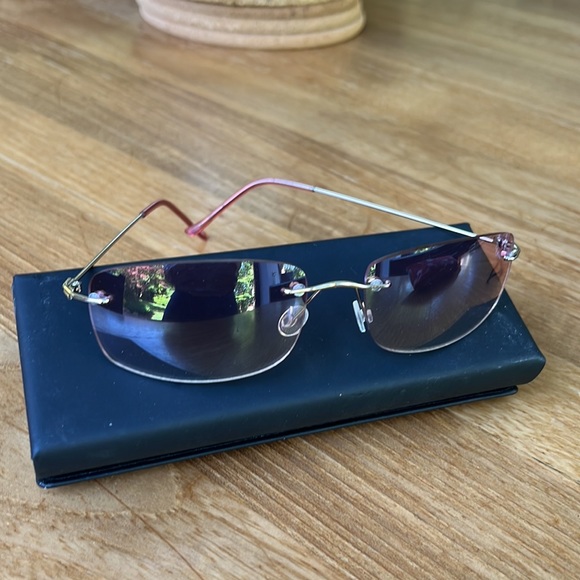 ROSE COLORED GLASSES - Picture 2 of 3